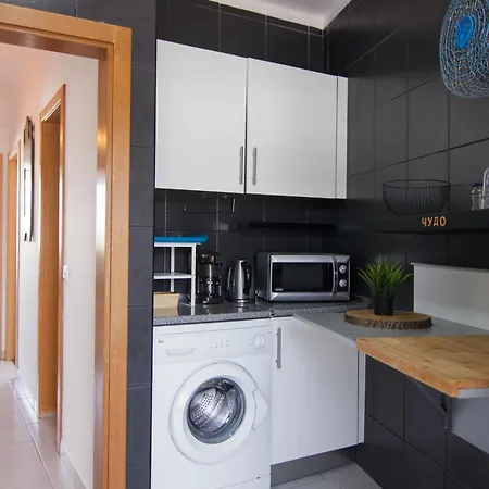 Charming 2-bedroom Flat In Downtown Apartment Distrikt Faro