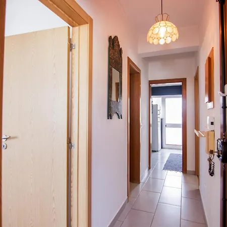 Charming 2-bedroom Flat In Downtown Apartment Faro