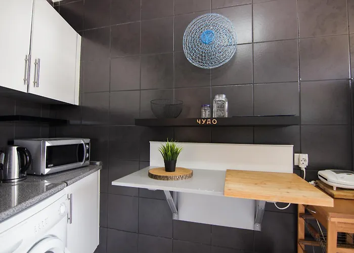 Appartamento Charming 2-bedroom Flat In Downtown