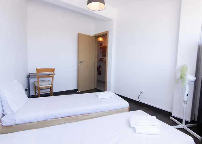 Charming 2-bedroom Flat In Downtown *