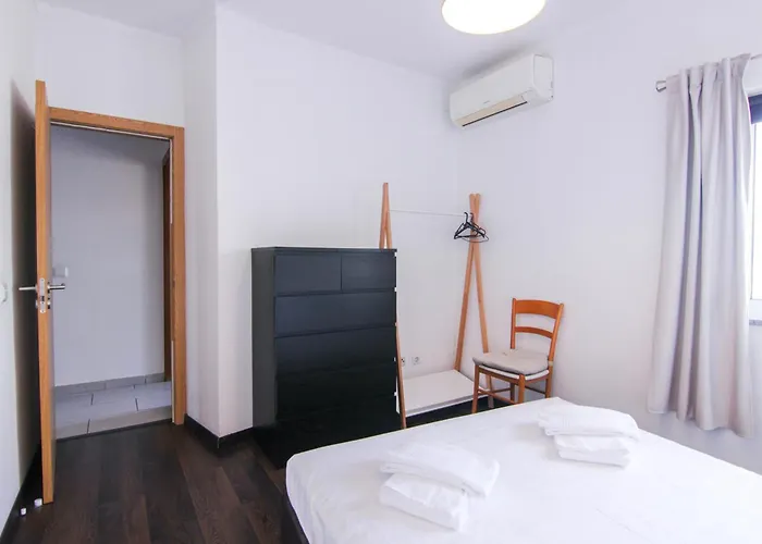 Appartamento Charming 2-bedroom Flat In Downtown